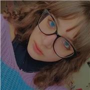 Studentessa di quarto anno di un istituto tecnico settore informatica effettua ripetizioni di matematica